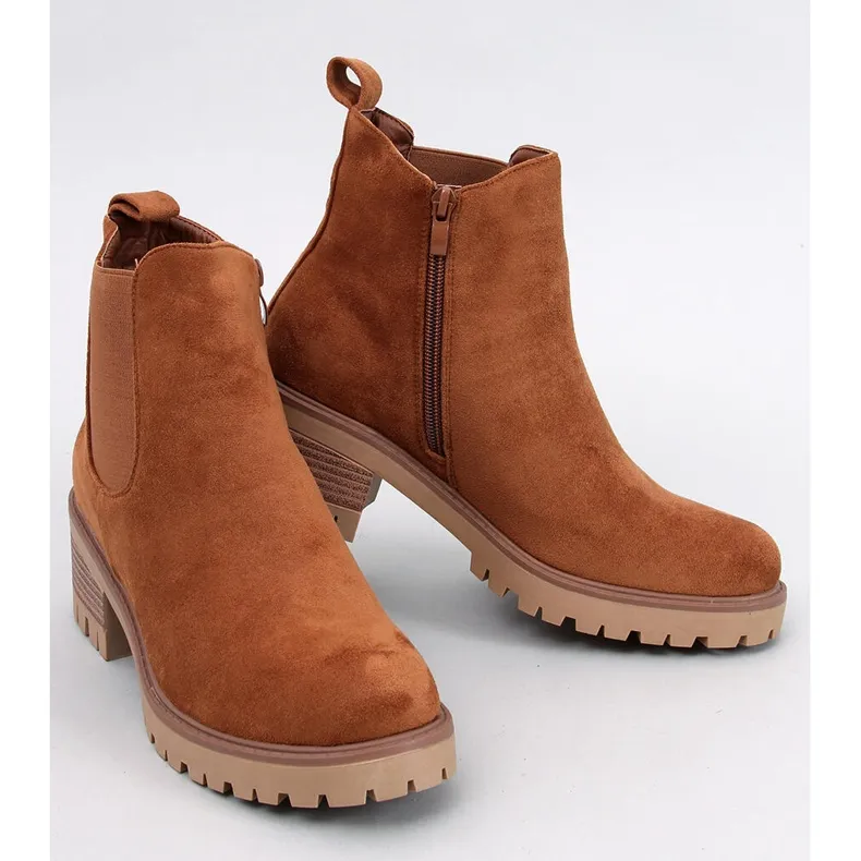 Bria Camel Chelsea boots brown