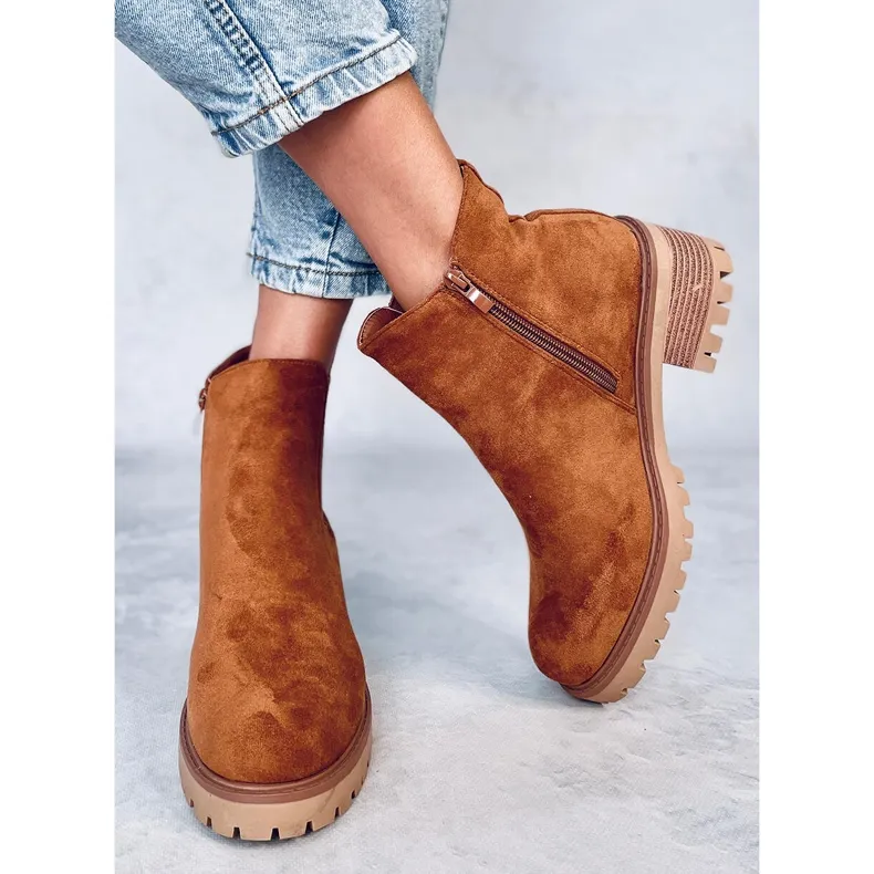 Bria Camel Chelsea boots brown