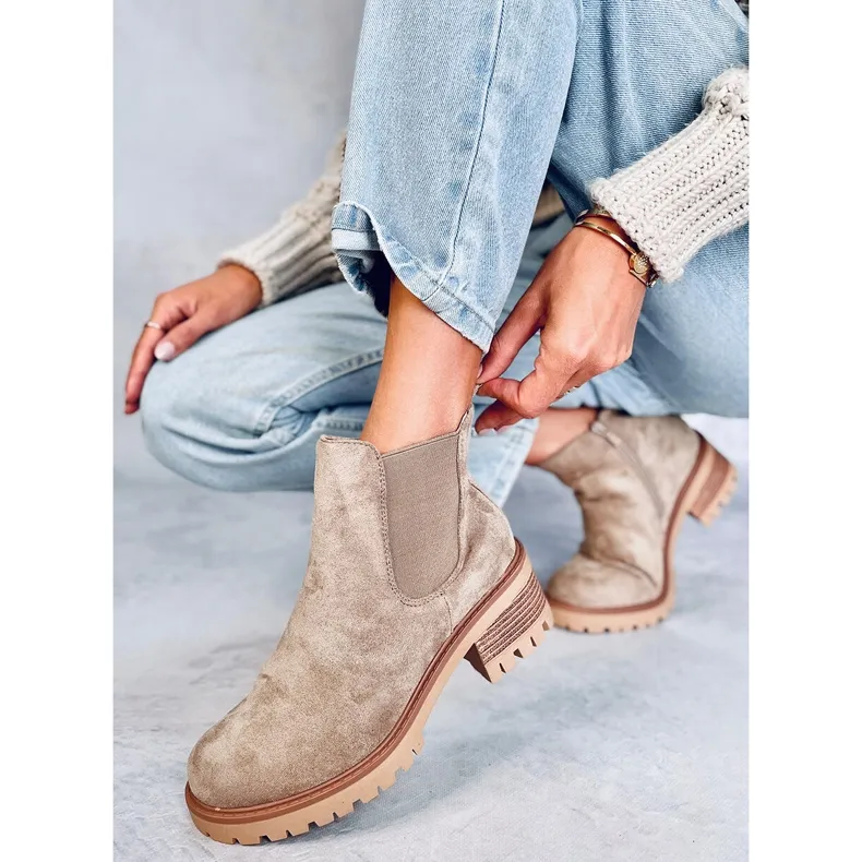 Bria Khaki Chelsea boots beige