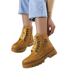 Camel insulated boots LCJ-22-44-1339L Lee Cooper beige