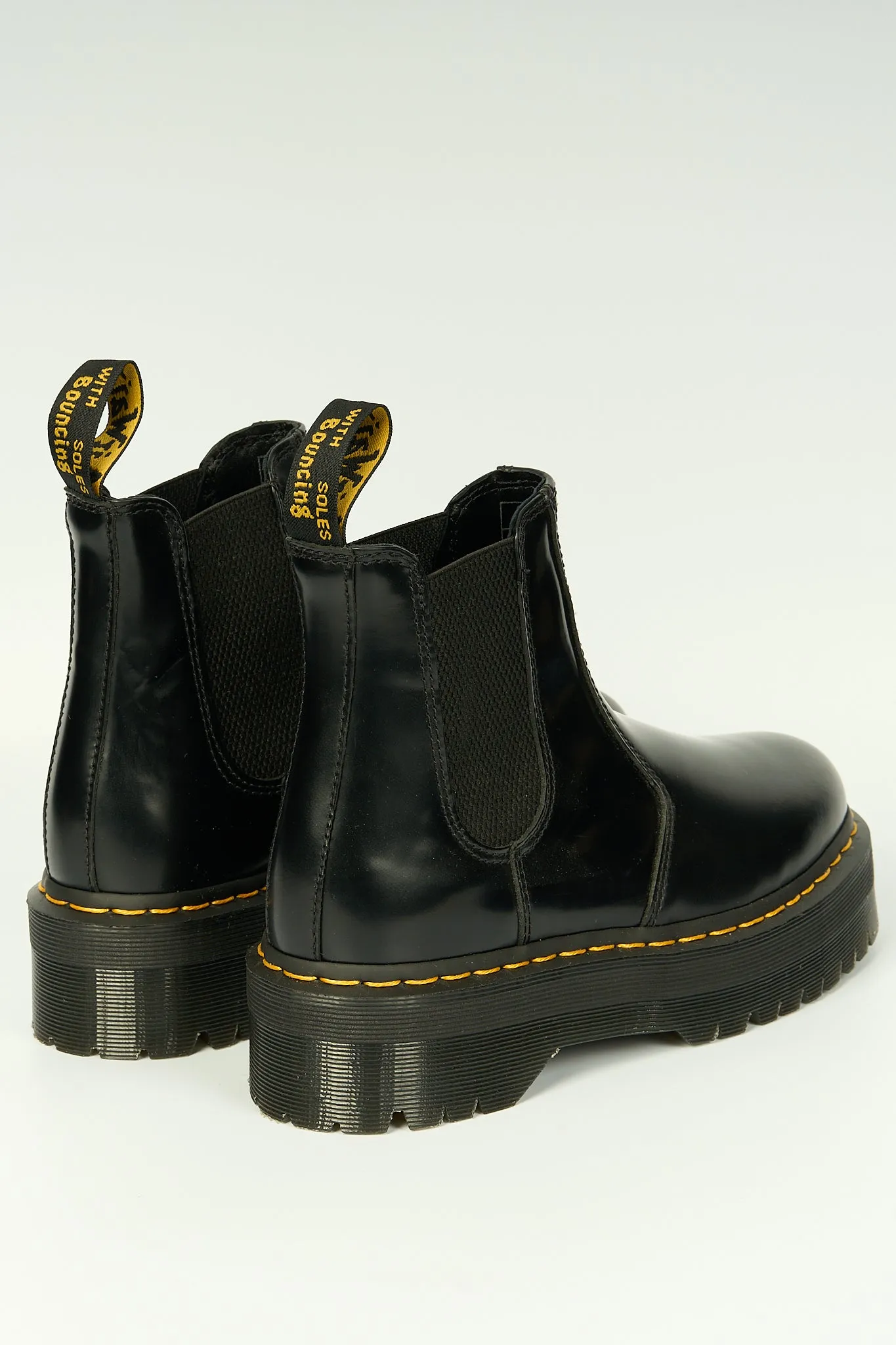 Dr. Martens Chelsea Platform Quad 2976 Nero Donna