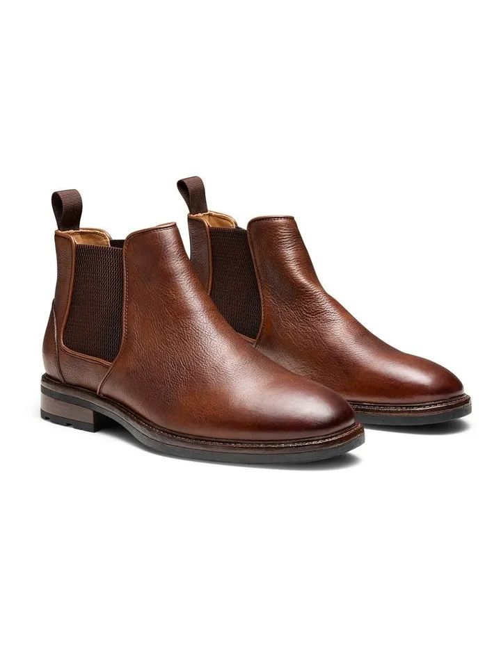 Harold Chelsea Boots in Cognac