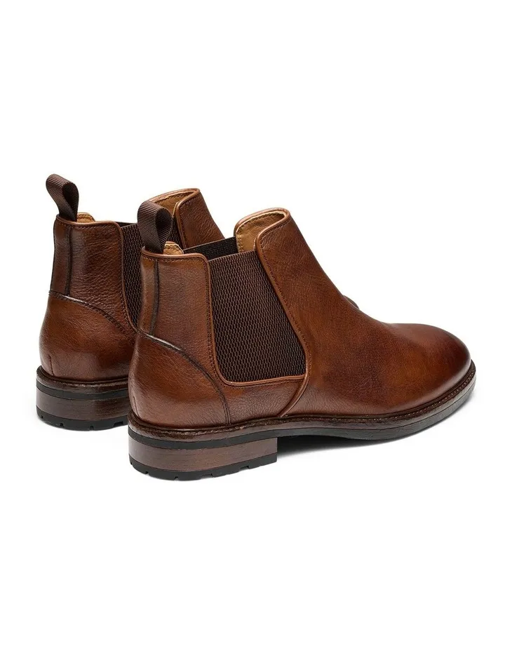 Harold Chelsea Boots in Cognac