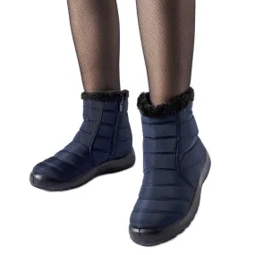 Navy blue insulated snow boots from Valparaiso